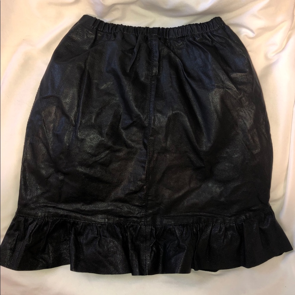 MADE IN ITALY black mini leather skirt